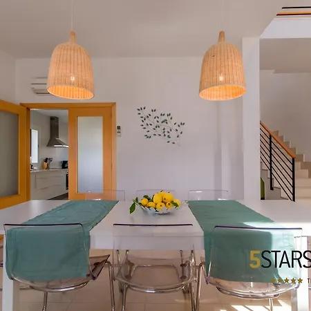 - 218314 Villa